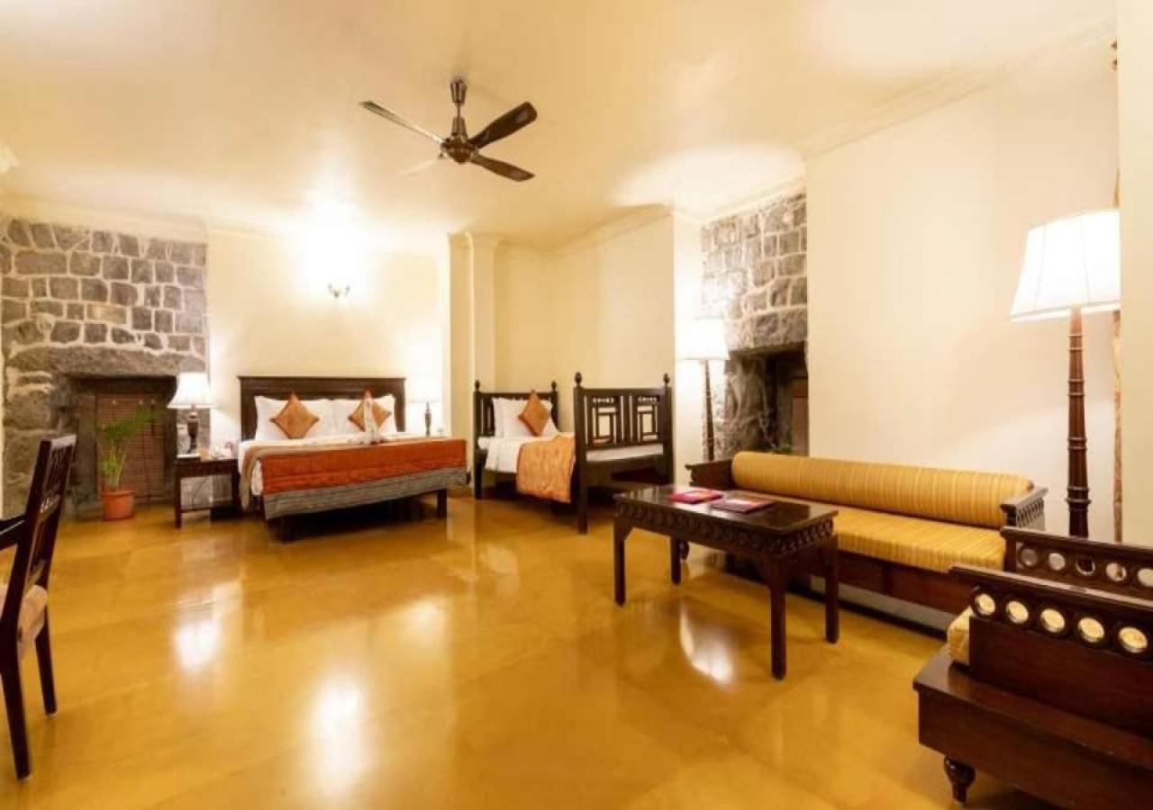 Fort JadhavGADH -A GADH Heritage Hotel Sasvad Eksteriør billede