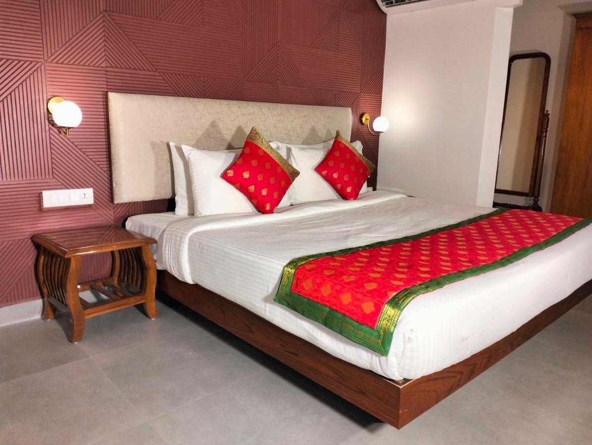 Fort JadhavGADH -A GADH Heritage Hotel Sasvad Eksteriør billede
